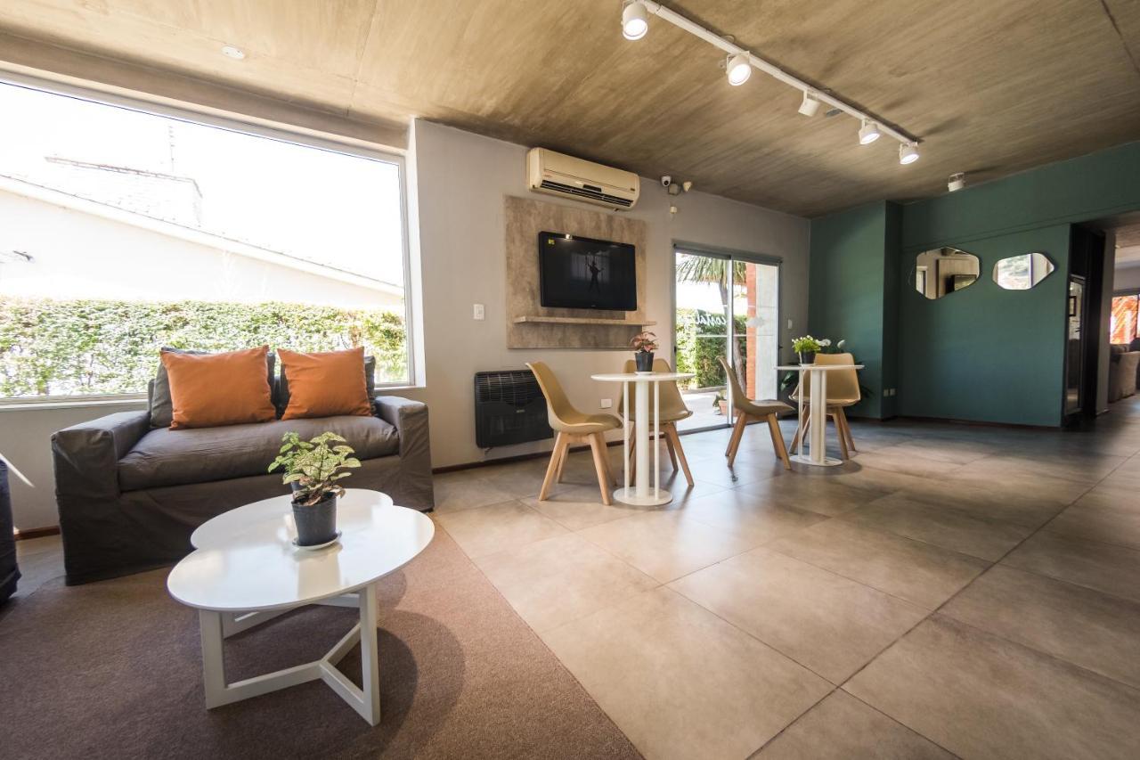 Costalago Suites- By Hvh Villa Carlos Paz Eksteriør bilde