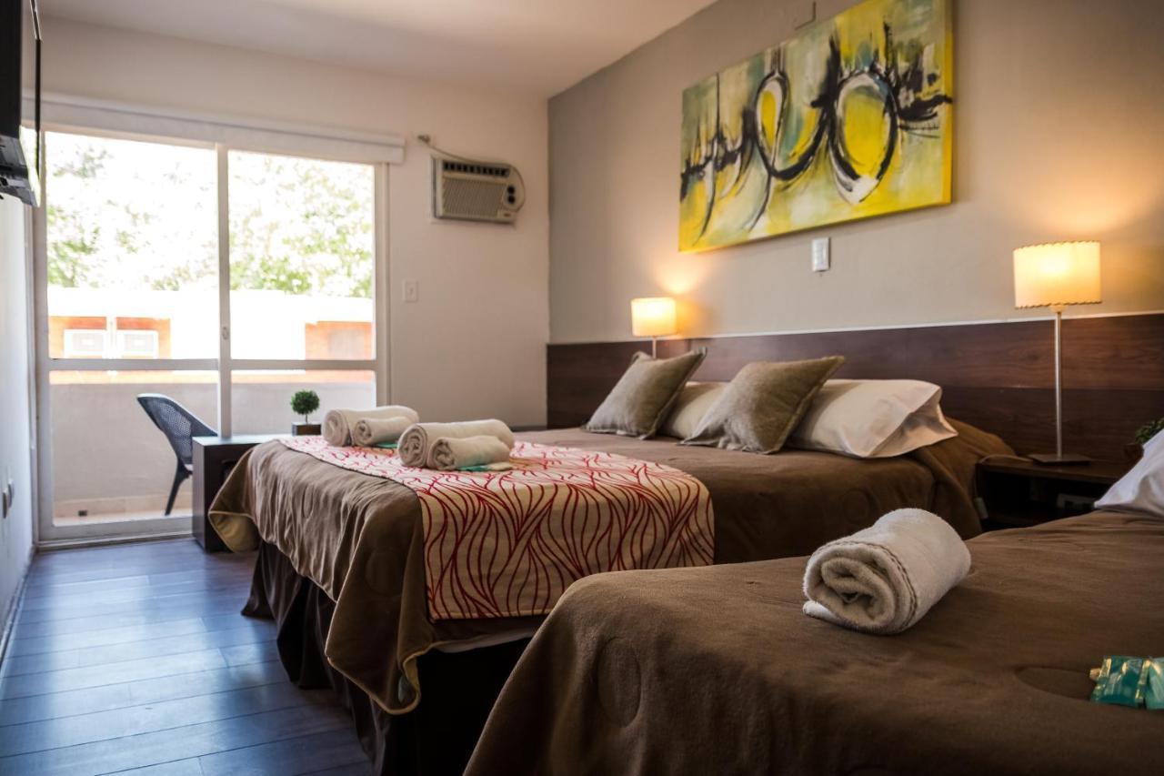 Costalago Suites- By Hvh Villa Carlos Paz Eksteriør bilde