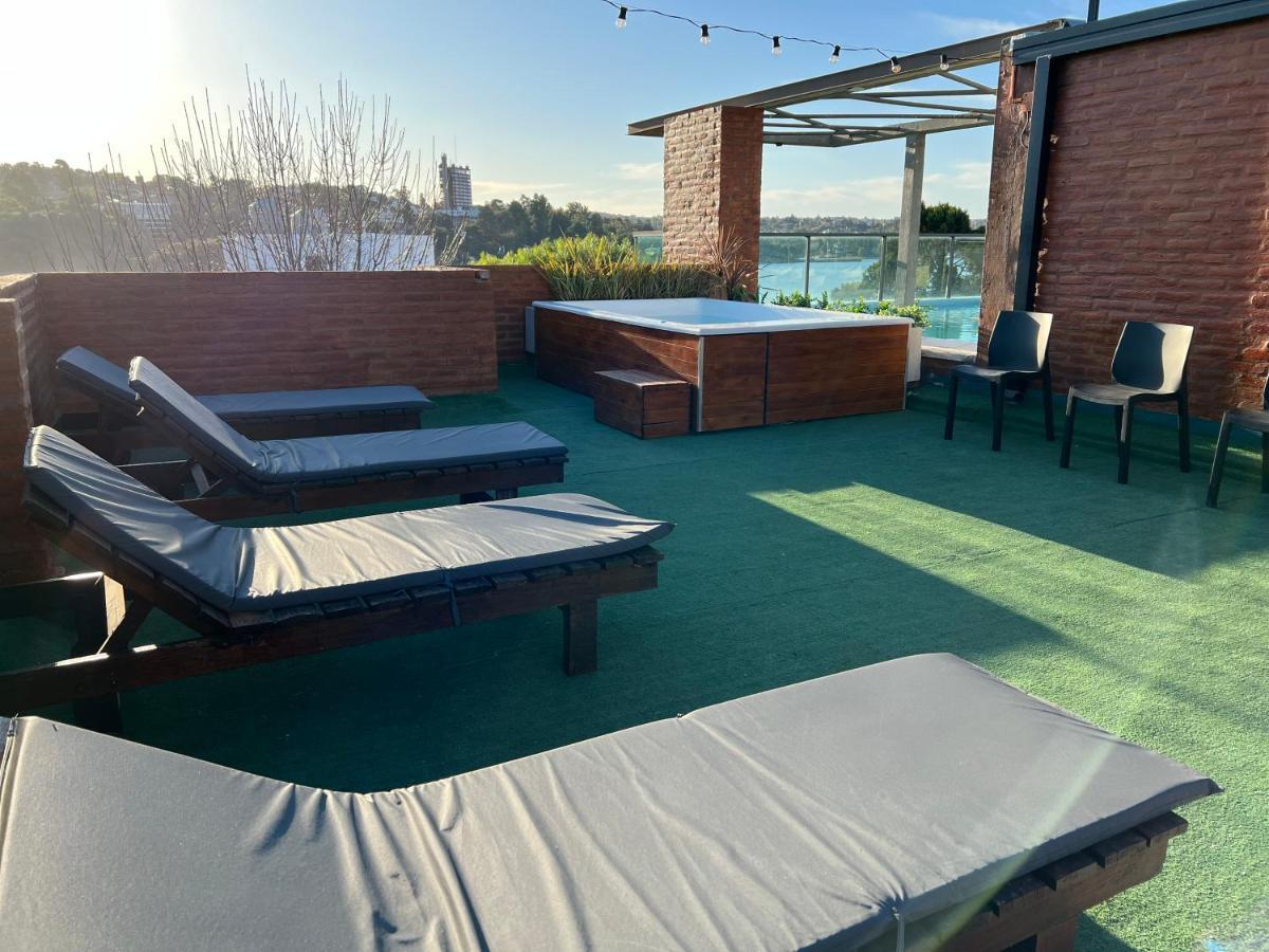 Costalago Suites- By Hvh Villa Carlos Paz Eksteriør bilde